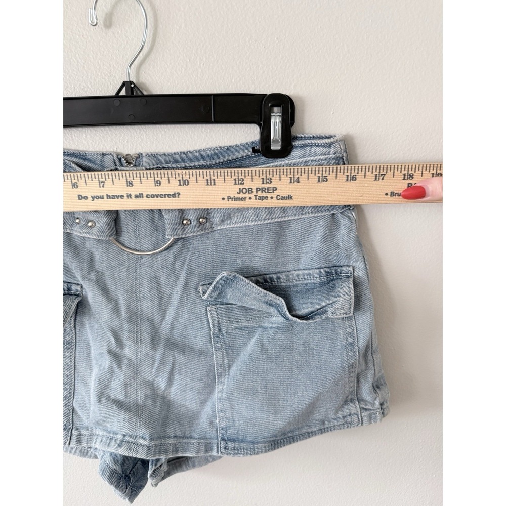 Women's Madden NYC MINI Skirt Shorts, Skort Denim Hoop Belt Size S Y2K - Picture 4 of 7